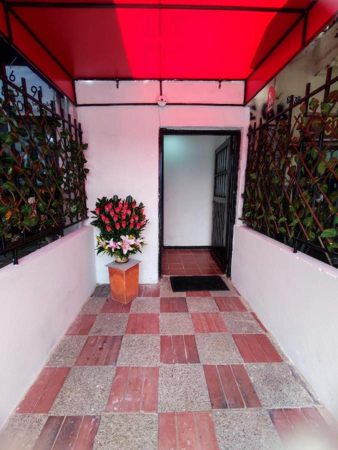 Baruch Capsula Hotel Bogotá Eksteriør billede